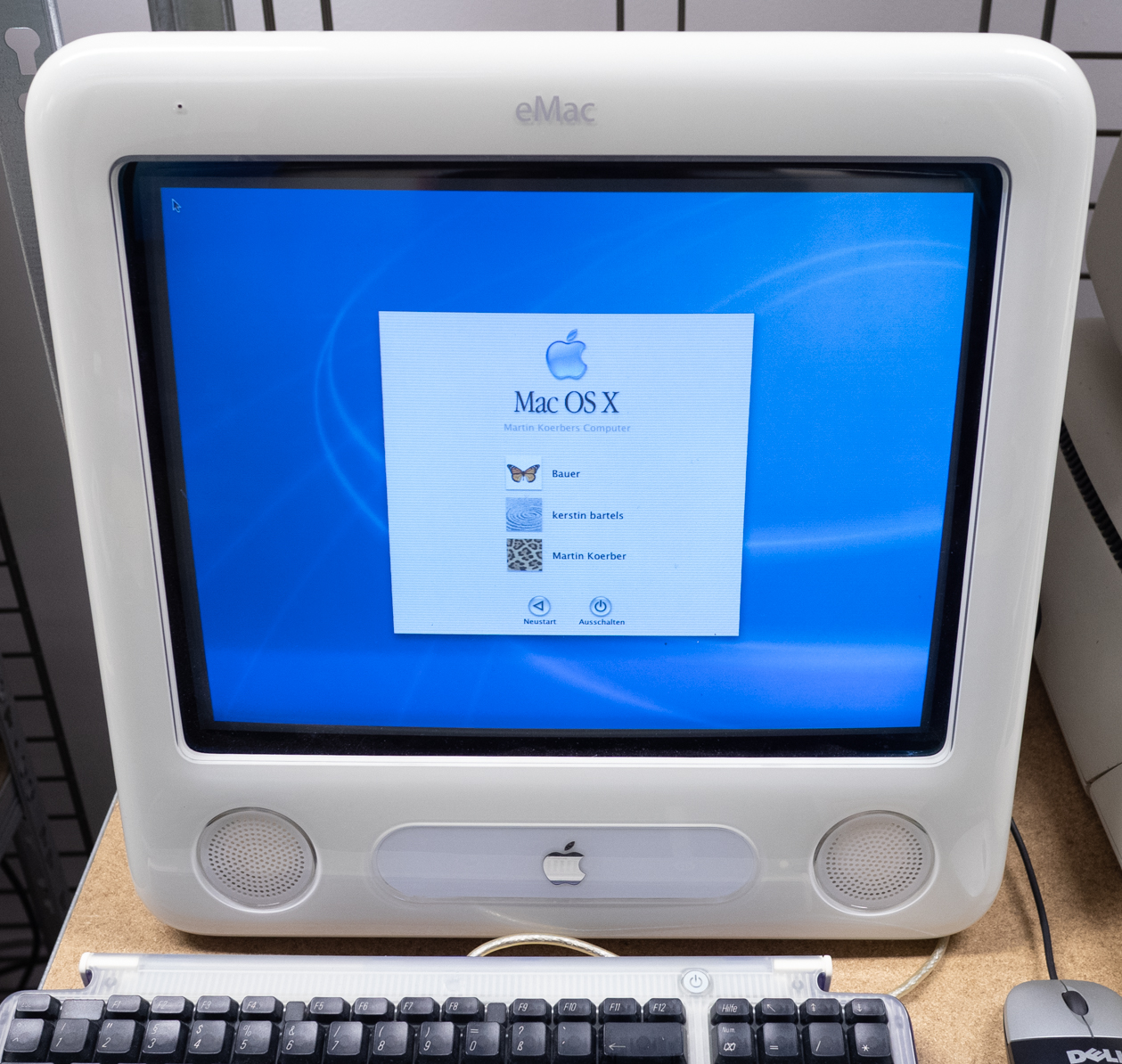 Der eMac ist ein von Apple Computer Inc. und ursprünglich nur für den Bildungsmarkt konzipierter Computer. Er wurde im April 2002 der Öffentlichkeit vorgestellt.

Der eMac kann als Nachfolger des iMac G3 angesehen werden, denn er hat das gleiche Komplettrechner-Design mit Rechner und Monitor in einem Gehäuse wie dieser, allerdings einen größeren 17″-Röhren (CRT)-Monitor und einen Wechsel auf die nächsthöhere Prozessorgeneration.
